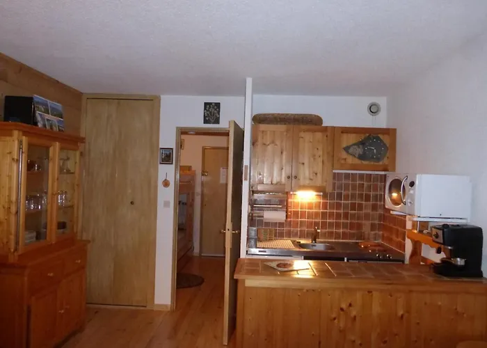 Avec Balcon A Barcelonnette, 4 Couchages - Fr-1-804-33 Barcelonnette