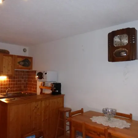 Avec Balcon A Barcelonnette, 4 Couchages - Fr-1-804-33 Апартаменты Барселоннет