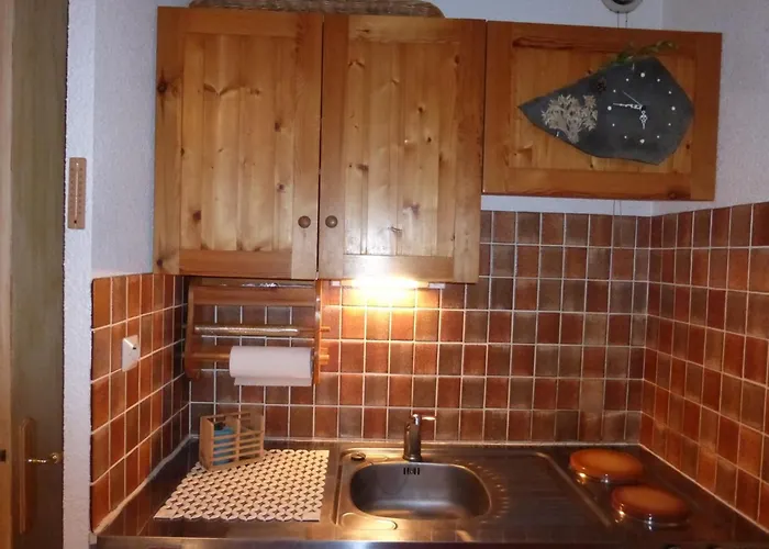 Avec Balcon A Barcelonnette, 4 Couchages - Fr-1-804-33 *