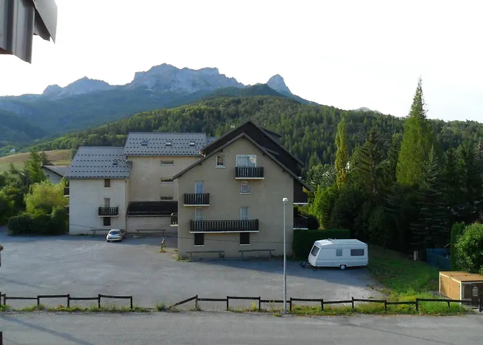 Апартаменты Avec Balcon A Barcelonnette, 4 Couchages - Fr-1-804-33